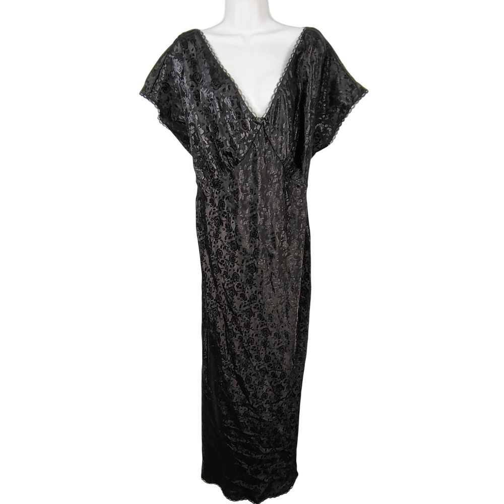 Body Chic Black Floral Jacquard Lace Trim Maxi Nightgown 1X V-Neck Short Sleeve